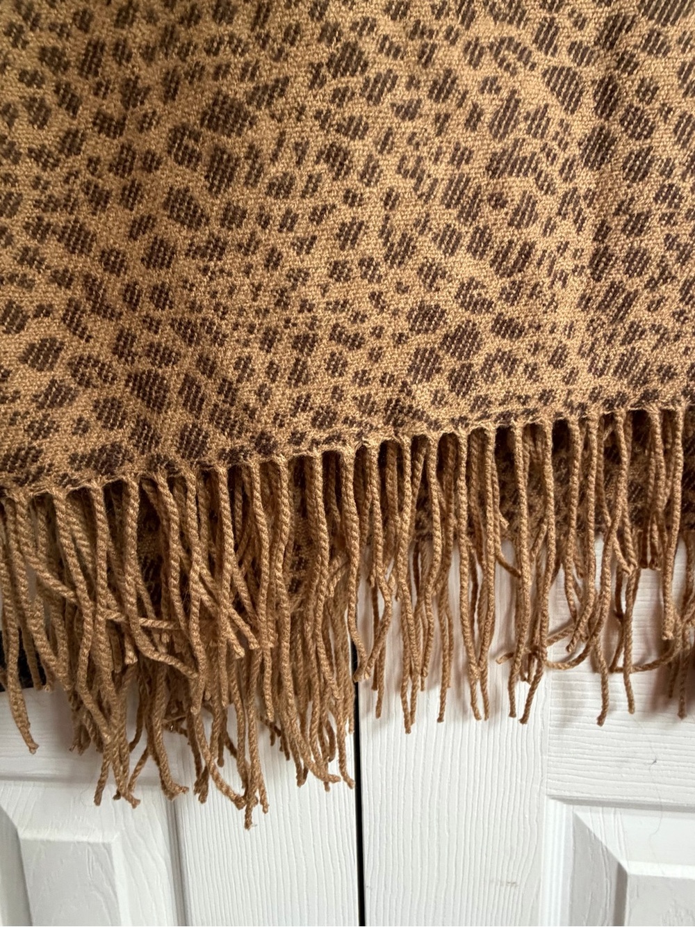 Lands' End Brown Leopard Print Fringed Throw Blanket - Picture 3 of 5